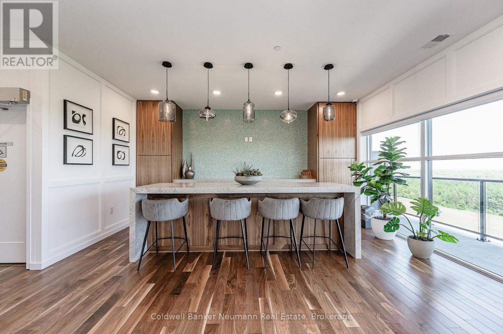 #908 1880 GORDON STREET - Image 43