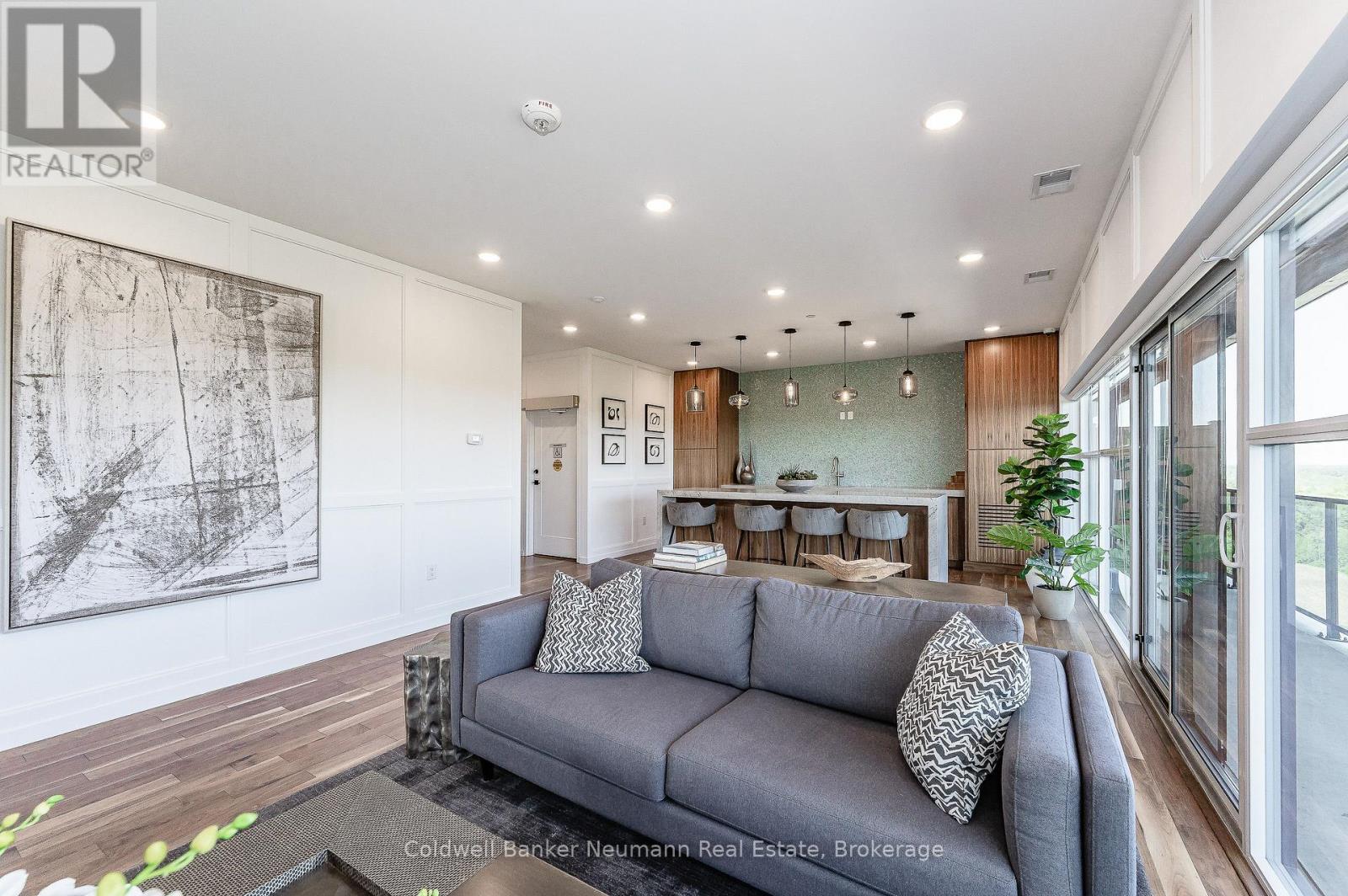#908 1880 GORDON STREET - Image 45