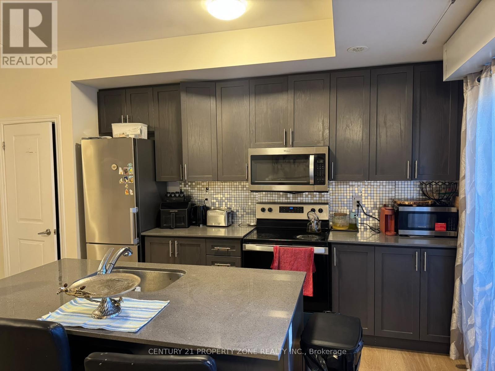 10- 485 Beresford Path, Oshawa, ON photo 3