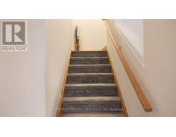 10 - 485 Beresford Path, Oshawa, ON L1H0B2 Photo 6