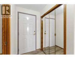 4pc Bathroom - 119, 22 Park Meadows Drive Se, Medicine Hat, AB T1B4E8 Photo 8