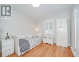 Laundry room - 18 Nashland Avenue, Toronto, ON M9B2V4 Photo 11
