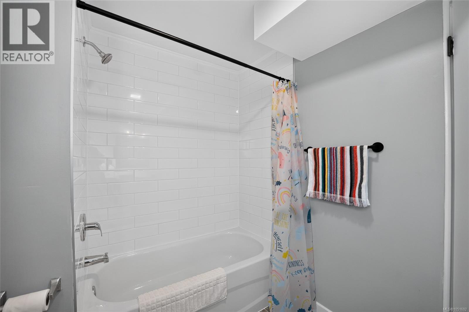 106 Emery Way - Image 43