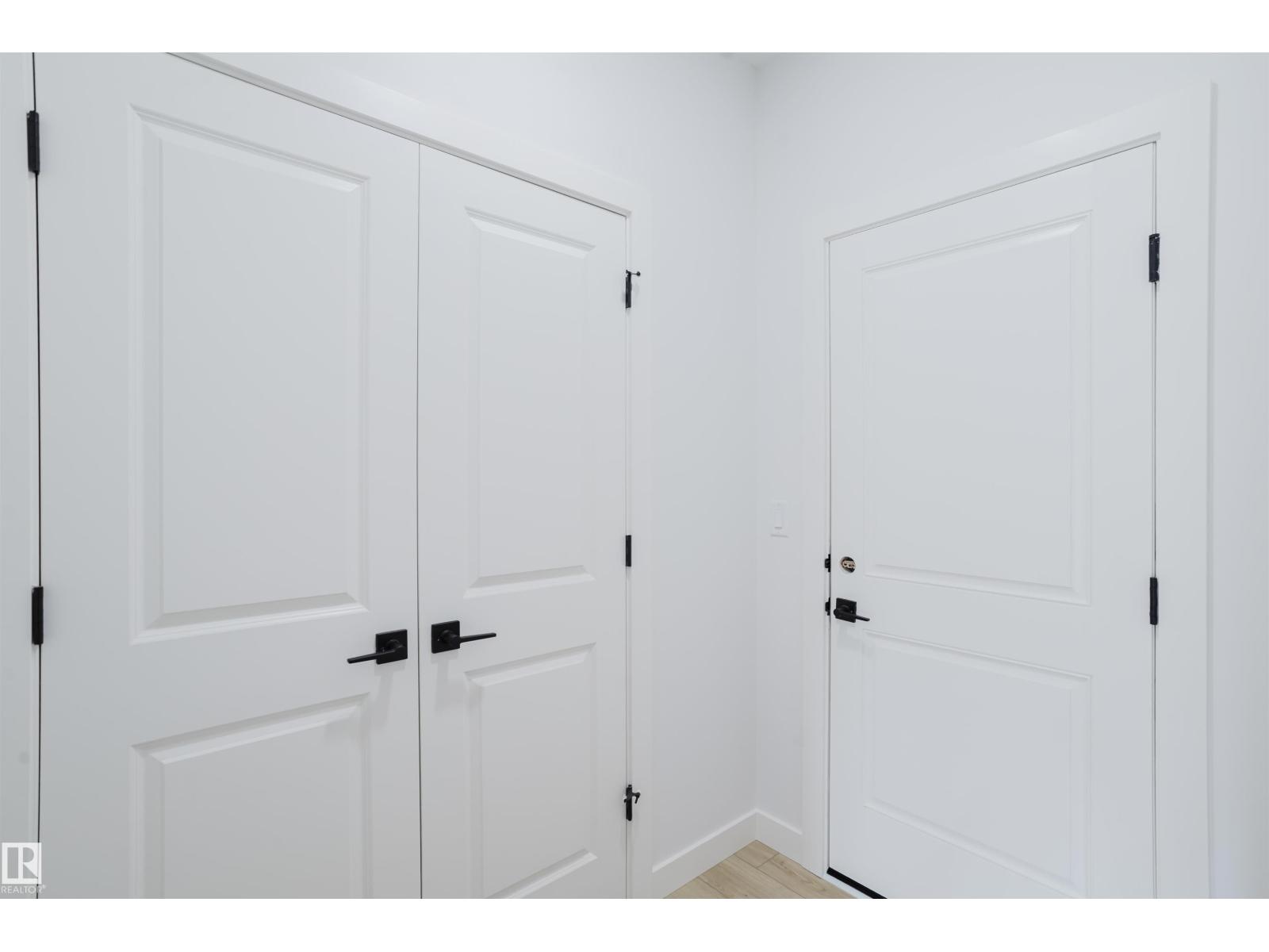 6215 29 AV SW - Image 6