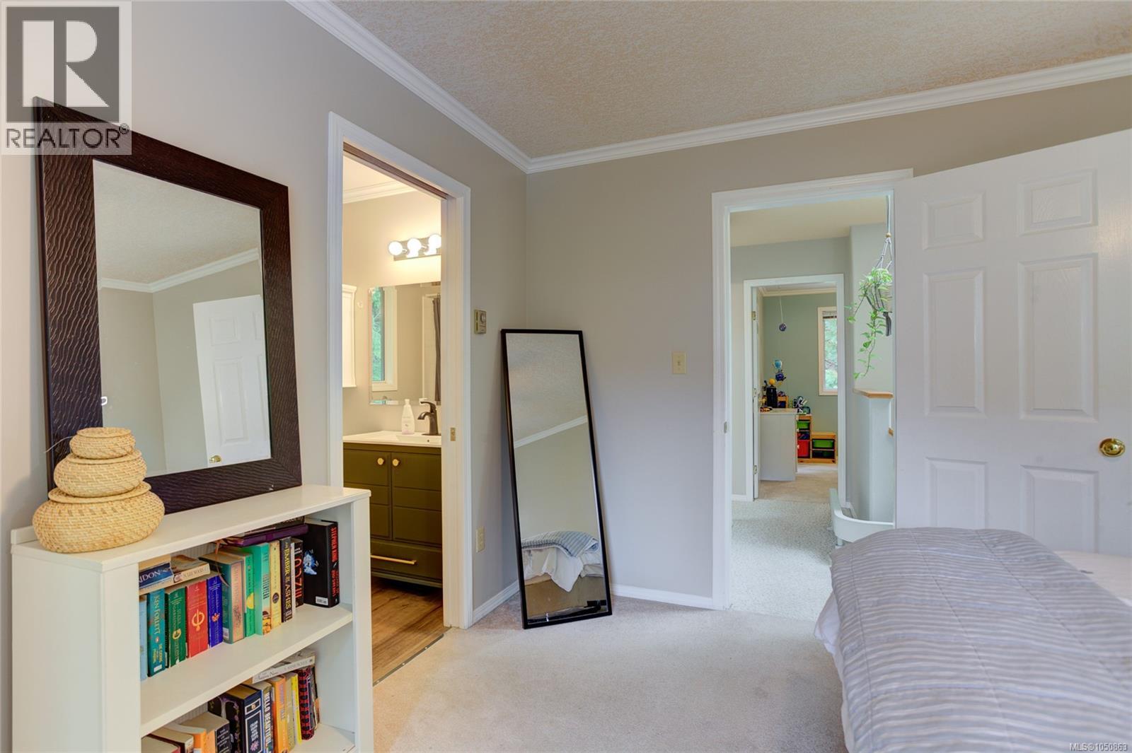 100 Elk Rd - Image 24
