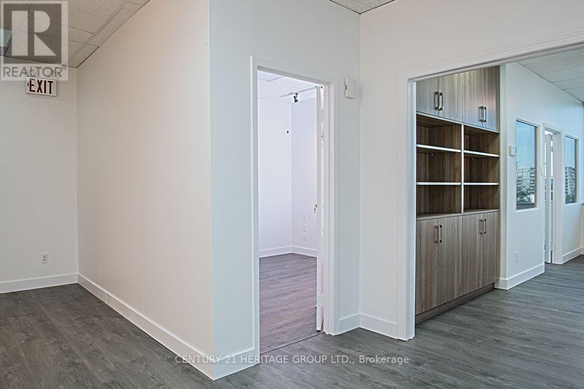 PH09 - 330 HIGHWAY 7 E, Richmond Hill (Doncrest) — photo 5