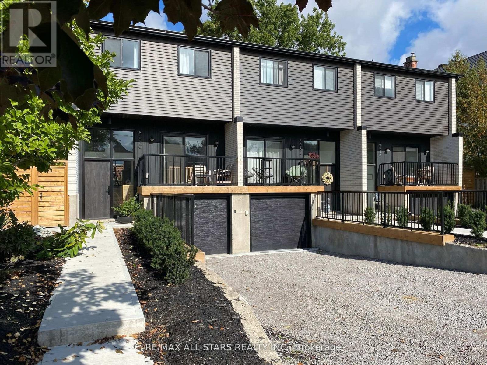 6032 MAIN STREET, Whitchurch-Stouffville (Stouffville)