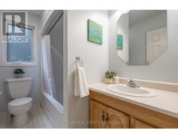 300 Juliana Road, King, ON L3Y4V9 Photo 30