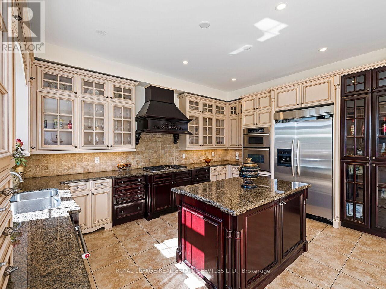 11 Beauvista Court, Vaughan, ON photo 13