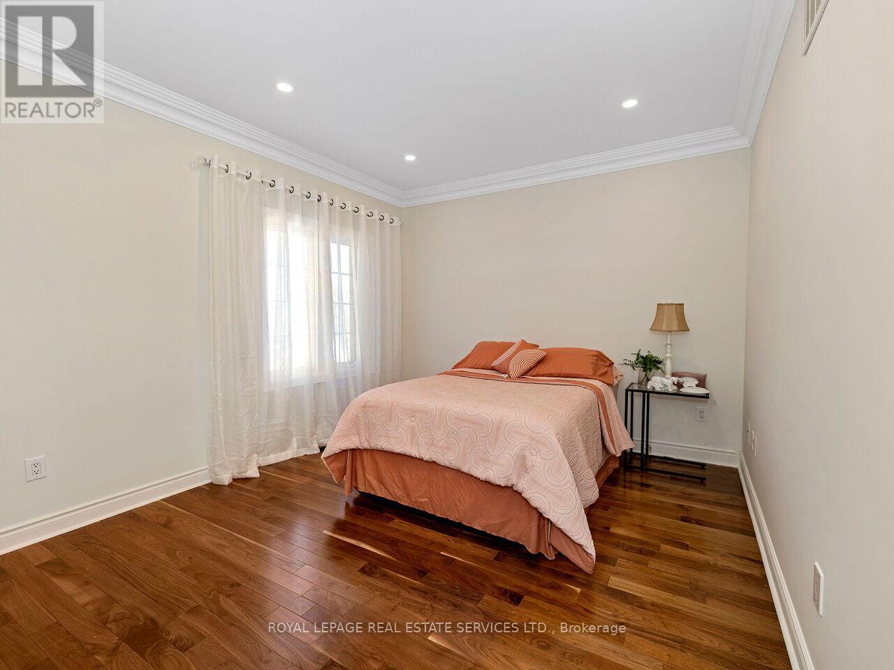 11 BEAUVISTA COURT - 30