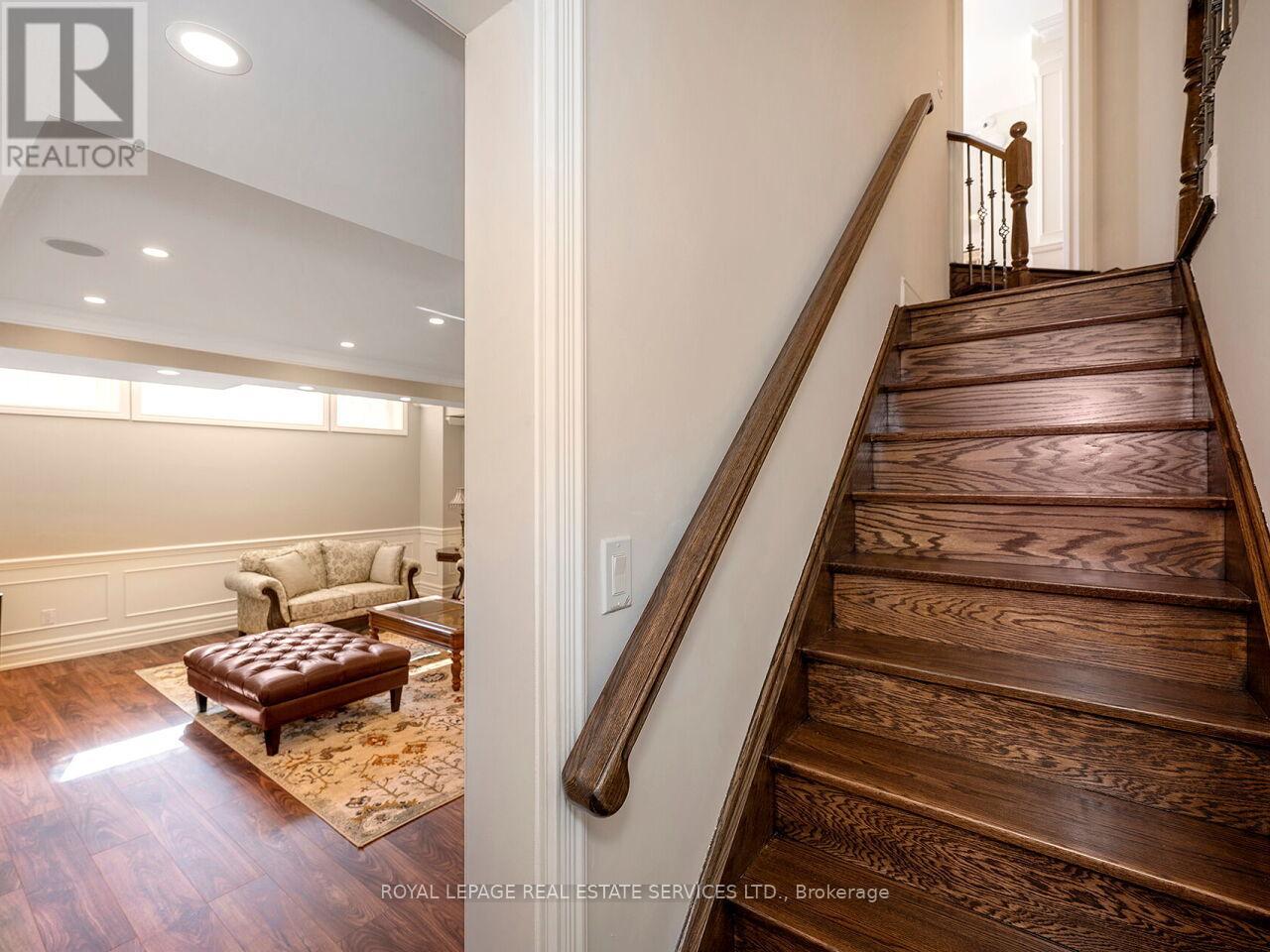 11 Beauvista Court, Vaughan, ON photo 42
