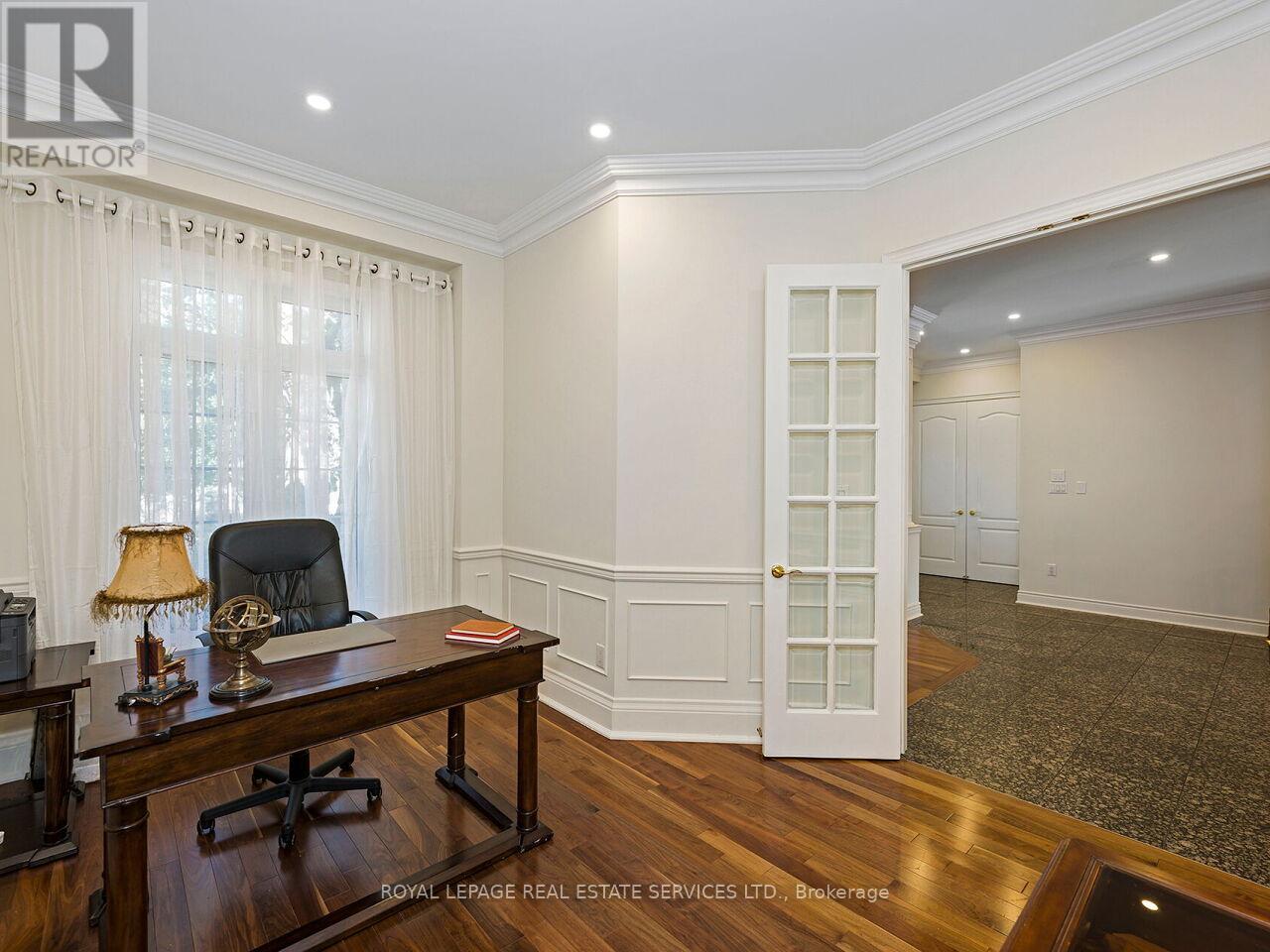 11 Beauvista Court, Vaughan, ON photo 6