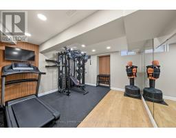 705 Yarfield Crescent, Newmarket, ON L3X0H4 Photo 25