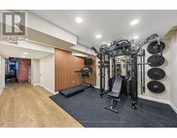705 Yarfield Crescent, Newmarket, ON L3X0H4 Photo 26
