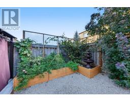 705 Yarfield Crescent, Newmarket, ON L3X0H4 Photo 30