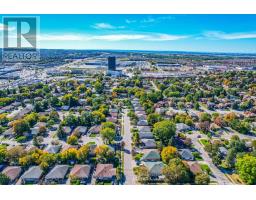 Upper Level - 166 Cherrywood Drive, Newmarket, ON L3Y2X7 Photo 17