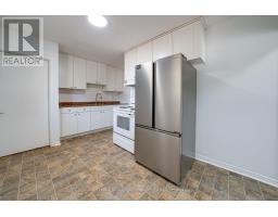 Upper Level - 166 Cherrywood Drive, Newmarket, ON L3Y2X7 Photo 19