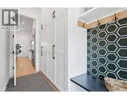 736 35 Street NW - photo 13