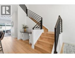 736 35 Street NW - photo 15