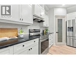 140 West Creek Pond, Chestermere, AB T1X1H4 Photo 22