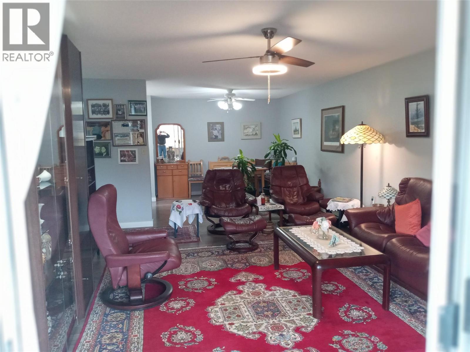 #401 272 Green Avenue - 7