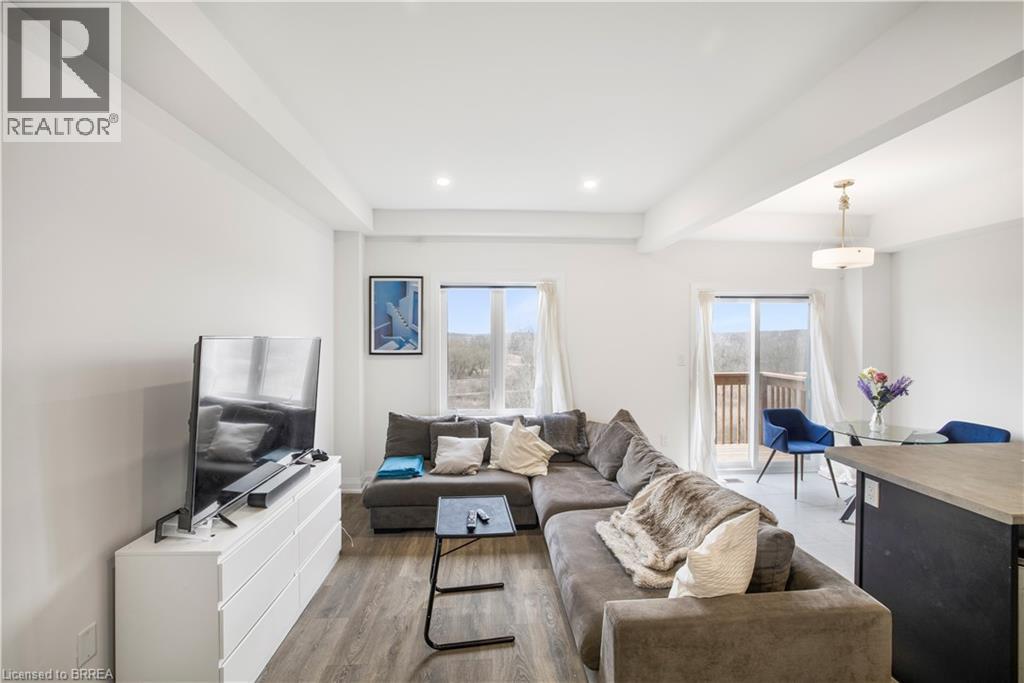 620 COLBORNE Street W Unit# 41 #MAIN & UPPER, Brantford — photo 3