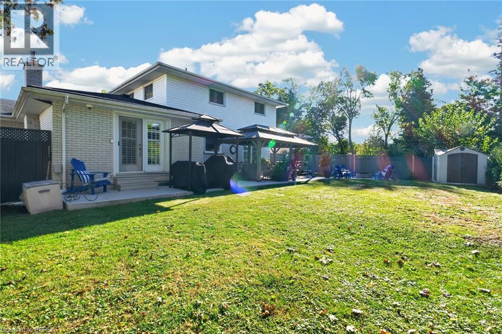 20 Japonica Crescent — photo 42