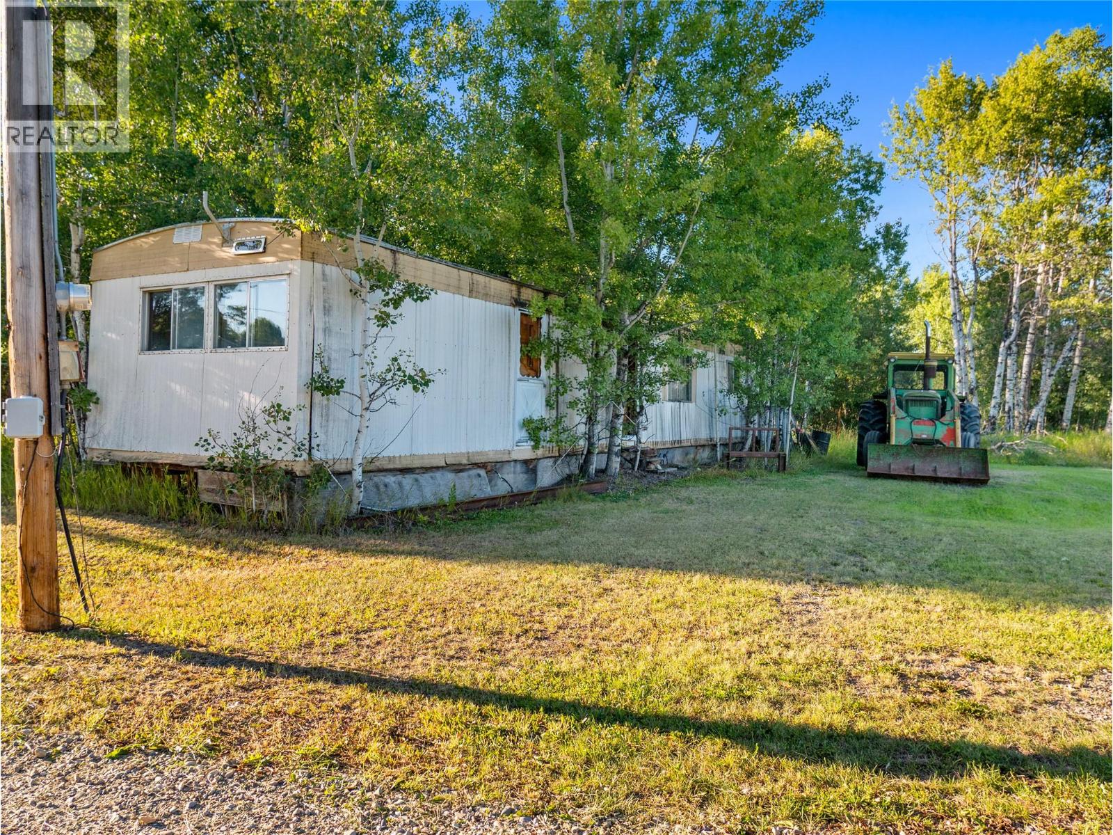 9666 251 Road - Image 14