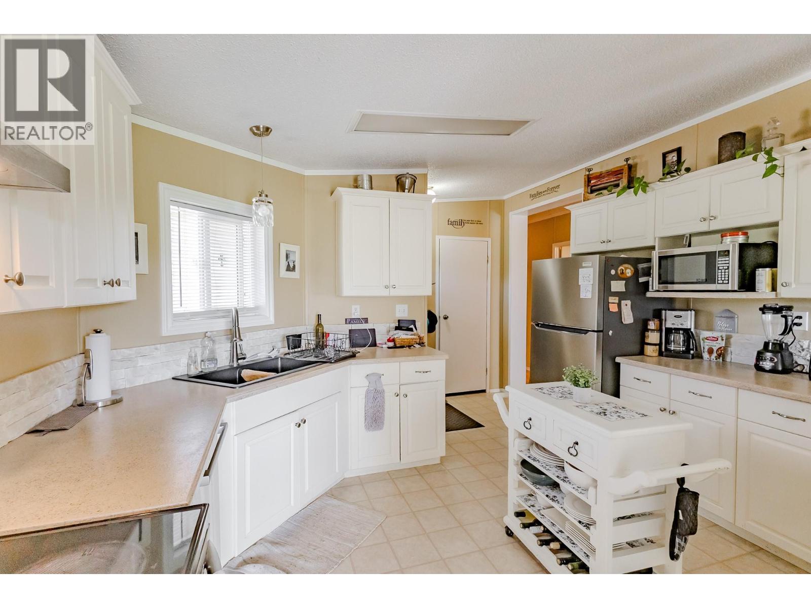 9666 251 Road - Image 31