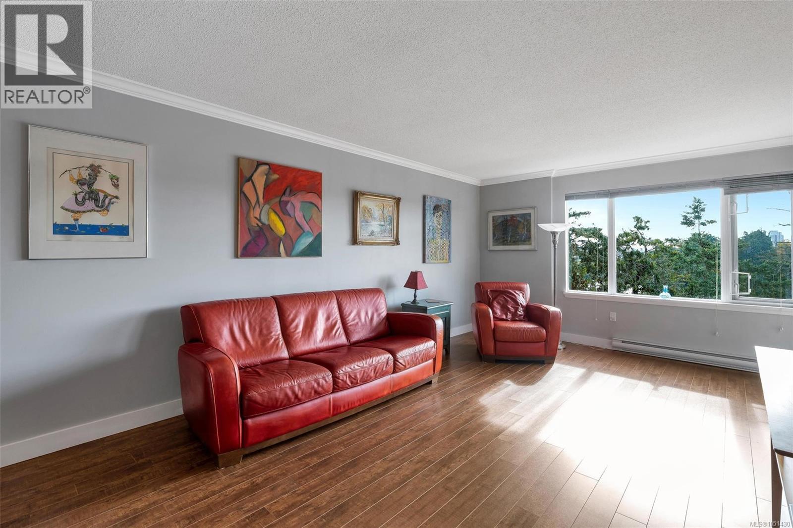 403 105 Gorge Rd E, Victoria