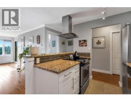 403 105 Gorge Rd E, Victoria, BC V9A1L1 Photo 12