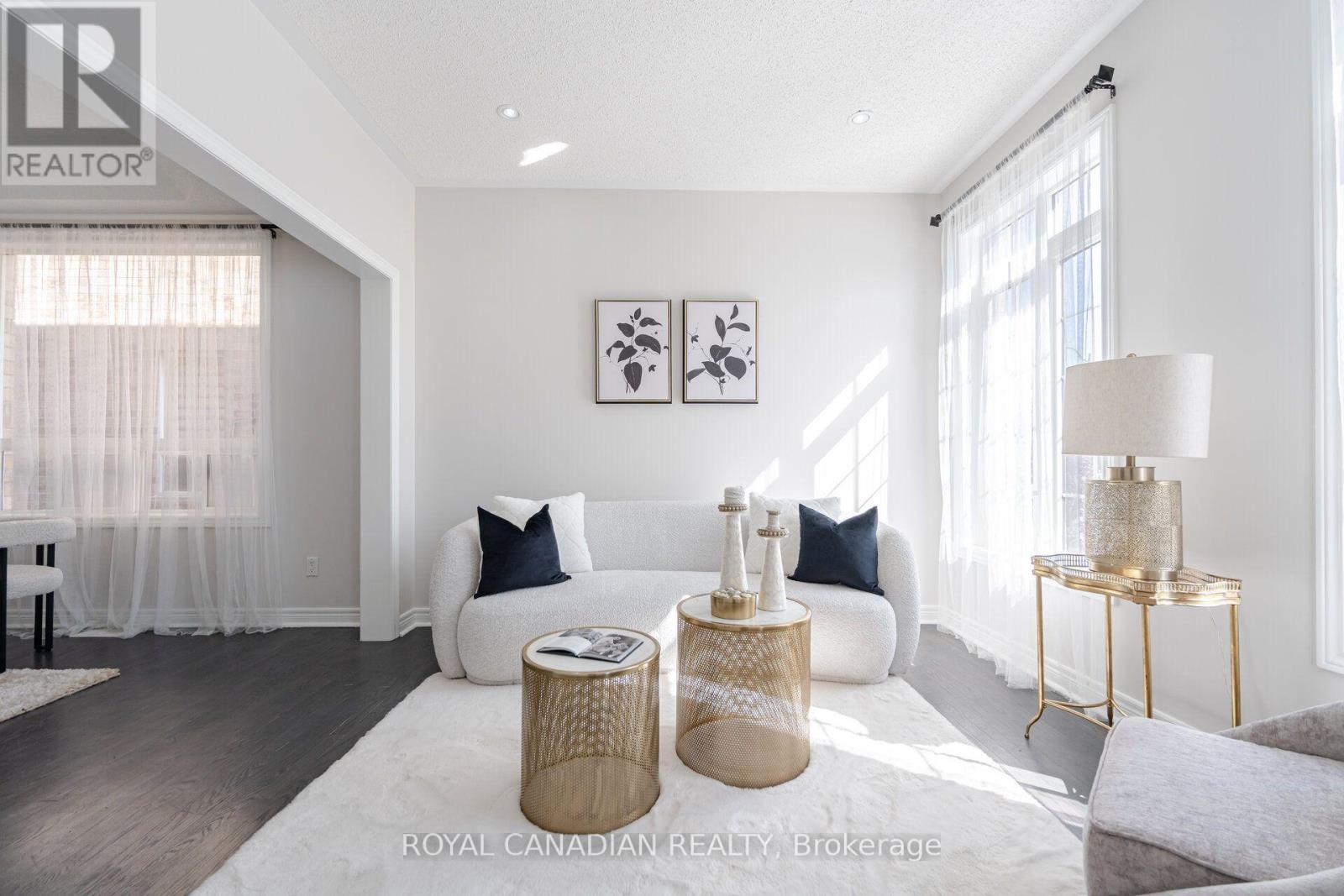 33 RUBYSILVER DRIVE, Brampton (Vales of Castlemore) — photo 8