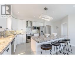 33 Rubysilver Drive, Brampton, ON L6P1R1 Photo 11