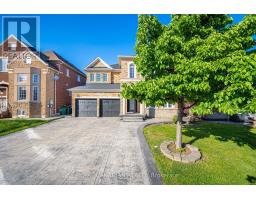 Bedroom 3 - 33 Rubysilver Drive, Brampton, ON L6P1R1 Photo 6