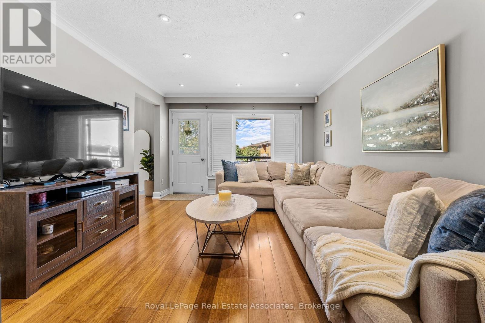 20 Honeywood Road, Toronto, ON photo 15