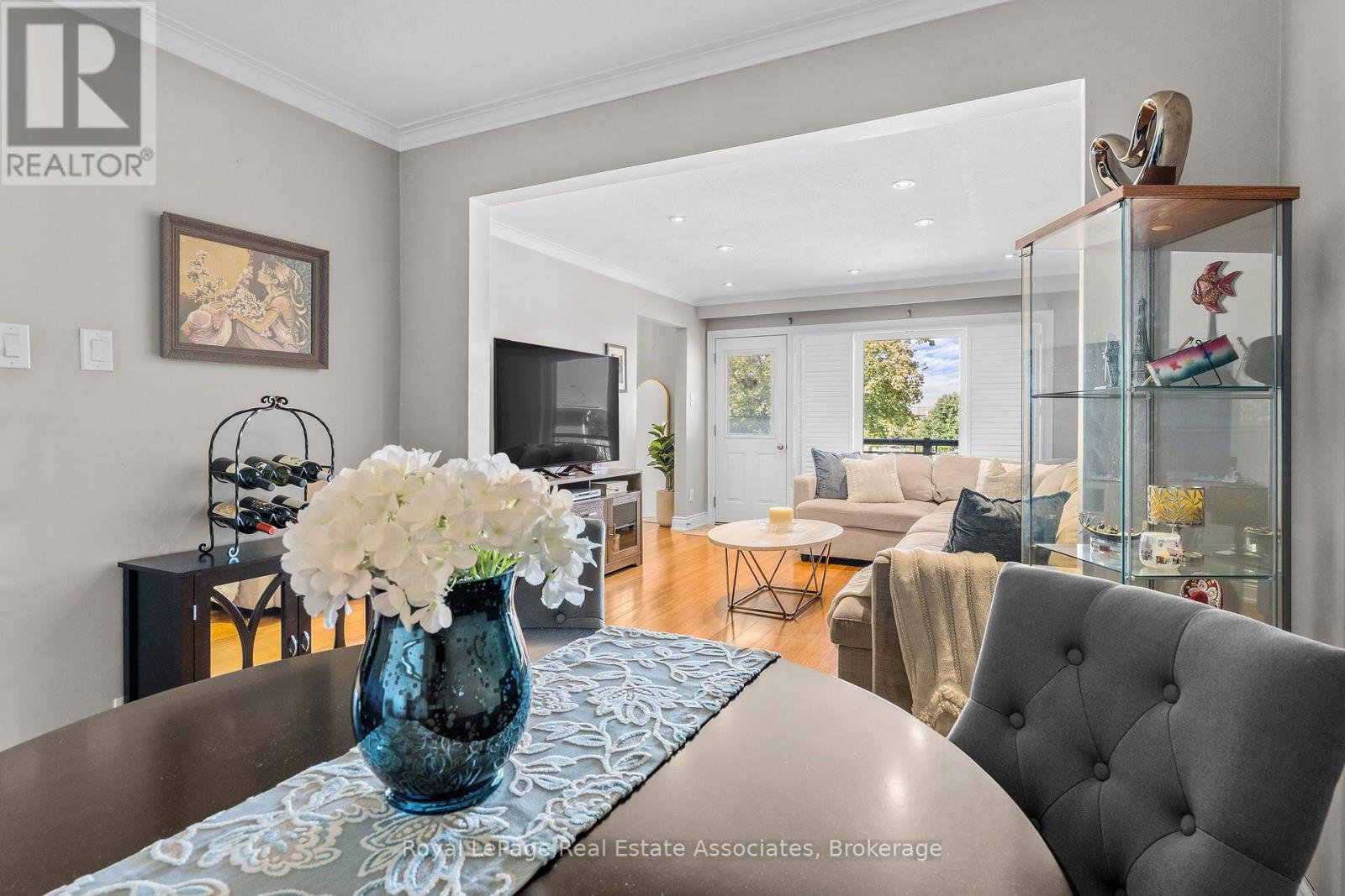 20 Honeywood Road, Toronto, ON photo 17
