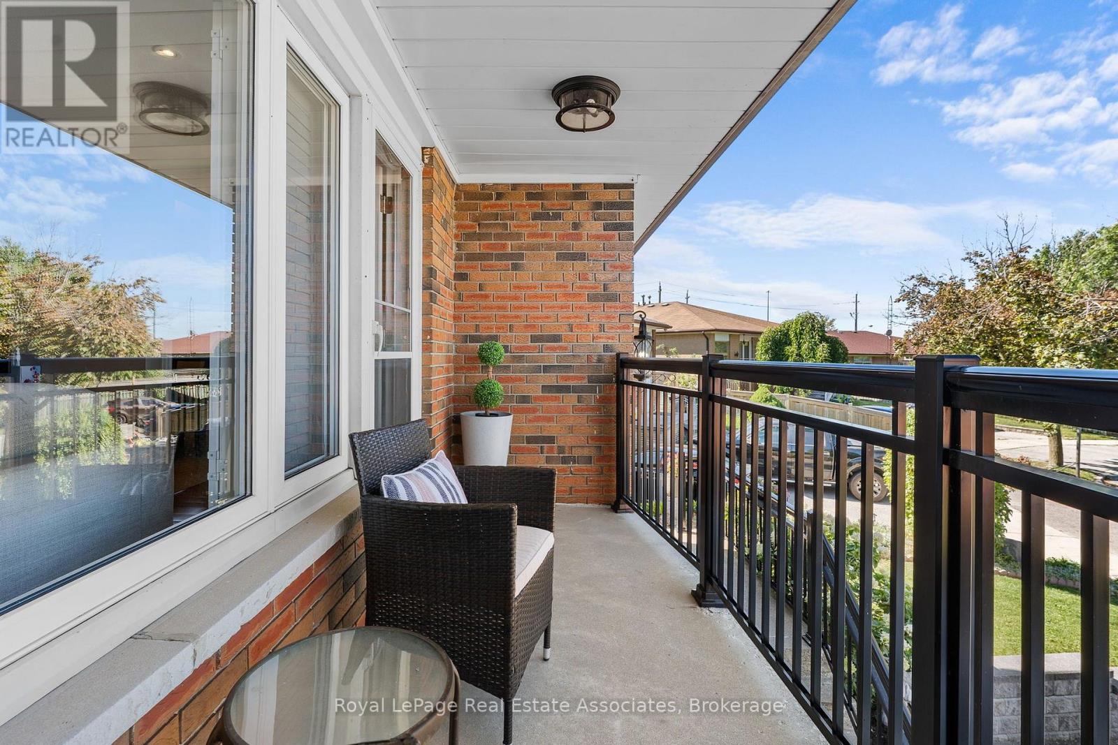 20 Honeywood Road, Toronto, ON photo 19