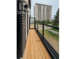 38 Monclova Road, Toronto, ON M3M0A6 Photo 6
