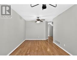 27 - 819 Village Green Boulevard, Mississauga, ON L5E3H7 Photo 9