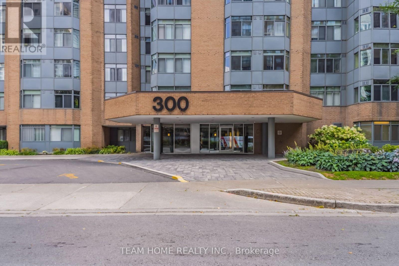 604- 300 Webb Drive, Mississauga, ON photo 3