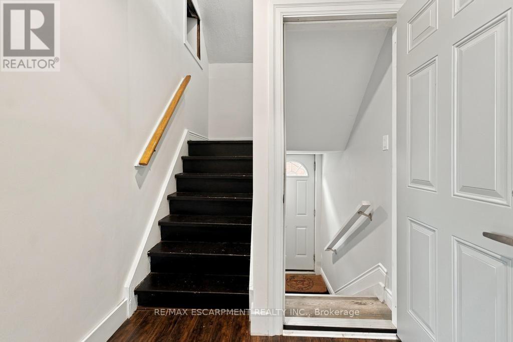 284 East 21st Street, Hamilton, ON photo 11