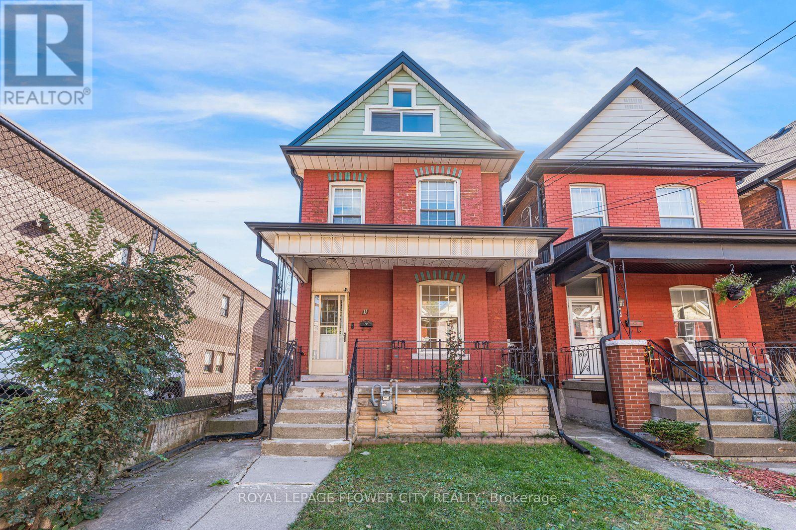 11 Mcneil Street, Hamilton, ON
