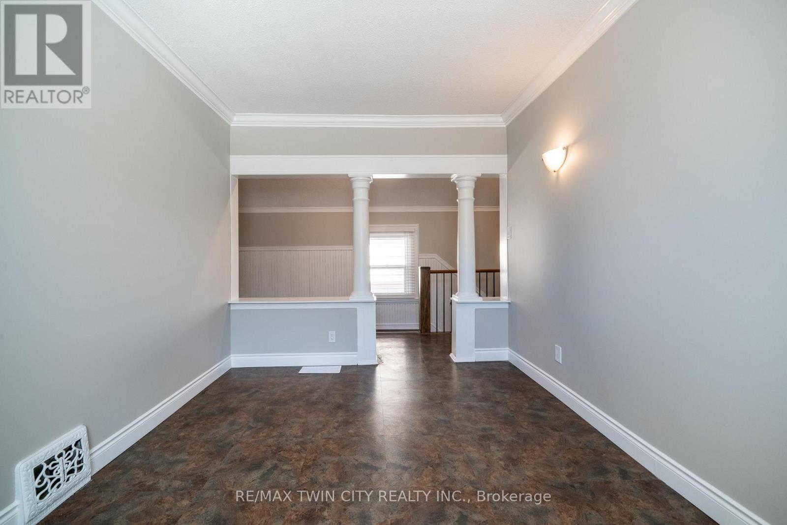 A - 76 RICHMOND STREET, Brantford — photo 6