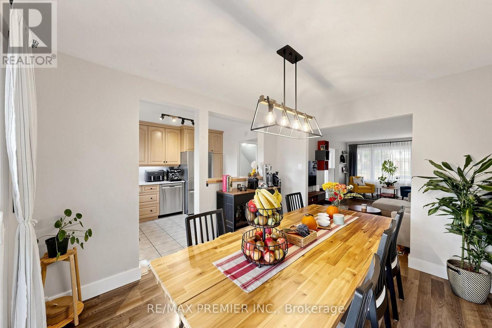 151 MOXLEY COURT - 6