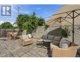 95 Chilton Drive, Hamilton, ON L8J1L8 Photo 13