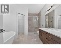 3121 44 Street S - photo 23