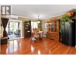 Kitchen - 98 Firwood Crescent, Moncton, NB E1A5X2 Photo 9