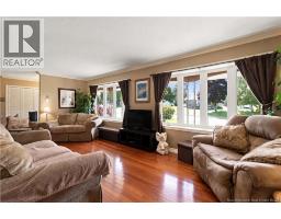 4pc Bathroom - 98 Firwood Crescent, Moncton, NB E1A5X2 Photo 8