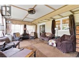 Dining room - 98 Firwood Crescent, Moncton, NB E1A5X2 Photo 10