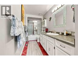 314 Oaklea Court, Sarnia, ON N7S5Z1 Photo 41